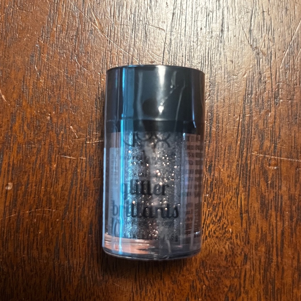 ๐ HOST PICK ๐ NWT NYX Glitter Brilliants Face & Body Glitter - Picture 3 of 3
